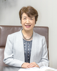 鳥取短期大学 ​​​​​​​学長　松本 典子