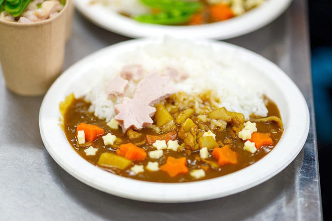 ▲星空トッピングで飾った特製の星空舞カレー