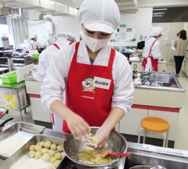 岩山瑠奈さん