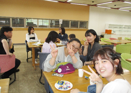 △久々の再会に「元気だった？」「元気よ・・・」という言葉が飛び交いました