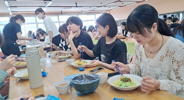 ▲試作・試食（6月）