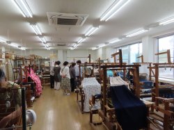 △絣美術館・絣研究室を見学