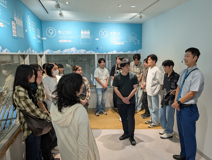 ▲最先端の工場見学ツアーに参加