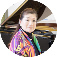 学科長 教授 羽根田真弓